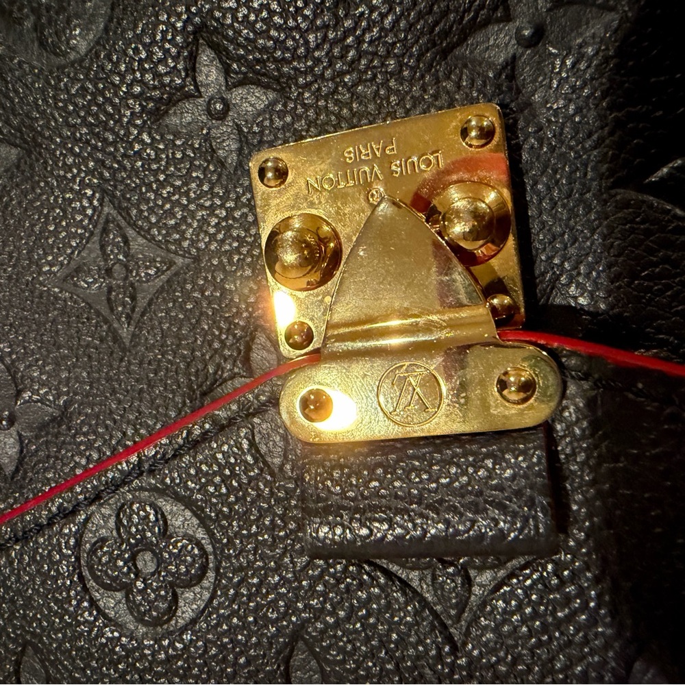 Louis Vuitton Pochette Metis Naby Blue - Picture 6 of 9